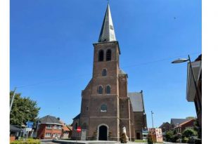 Dakwerken kerk Nieuwmoer op 1 juli gsm-signaal uitgeschakeld