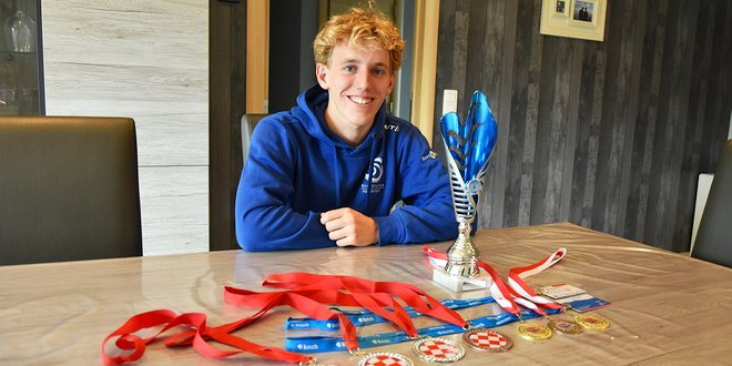 Hannes Loos - Essen - Wedstrijd - Zwemmen - Zwemsport