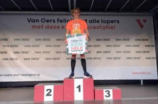 Hannes Loos ging de uitdaging aan en liep de marathon in Etten-Leur