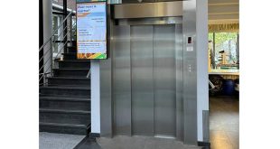 Werken aan lift gemeentehuis