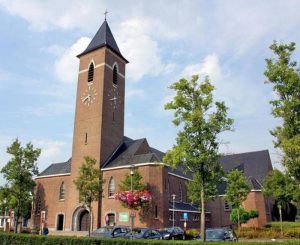 Viering 75 jaar kerkgebouw met Rudi Mannaerts 2